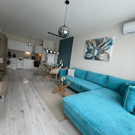 Elizi Summer House In South Bay