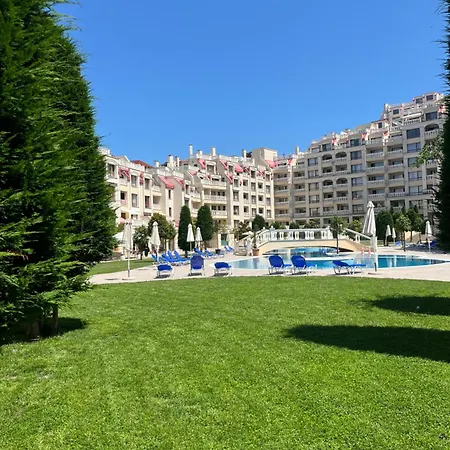 Apartment Elizi Summer House In South Bay *