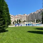 Apartamento Elizi Summer House In South Bay *