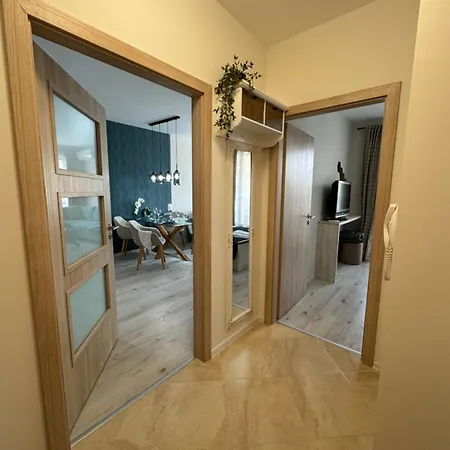 Elizi Summer House In South Bay Appartamento *