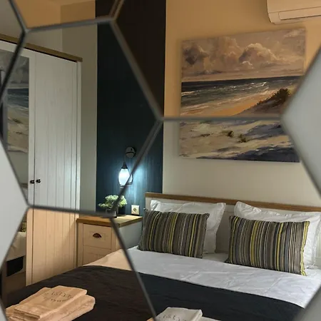 아파트 Elizi Summer House In South Bay