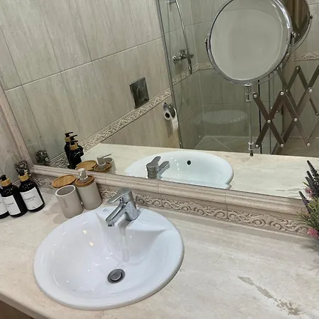 Elizi Summer House In South Bay Appartamento *