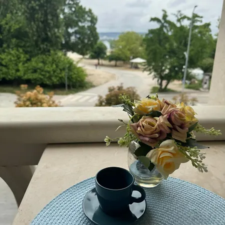 아파트 Elizi Summer House In South Bay 바르나