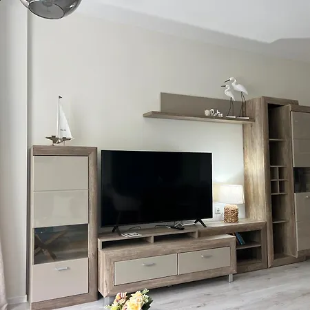 Elizi Summer House In South Bay Appartamento