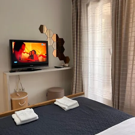 Elizi Summer House In South Bay 아파트 *