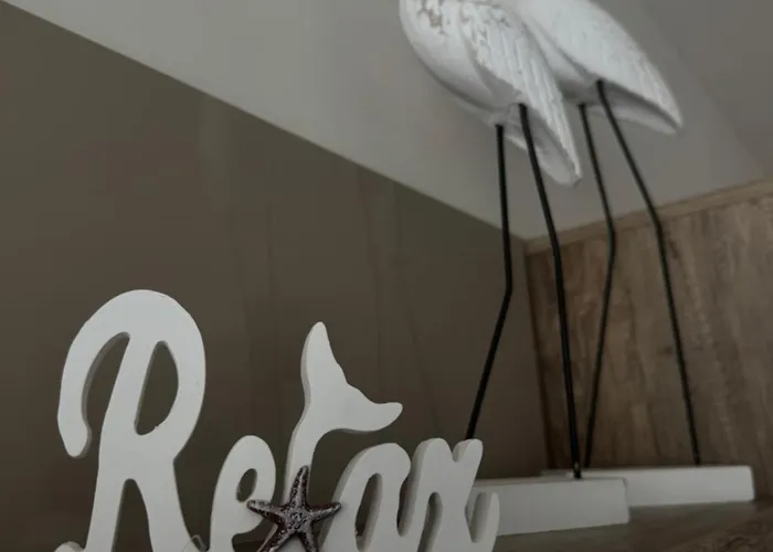 Elizi Summer House In South Bay *