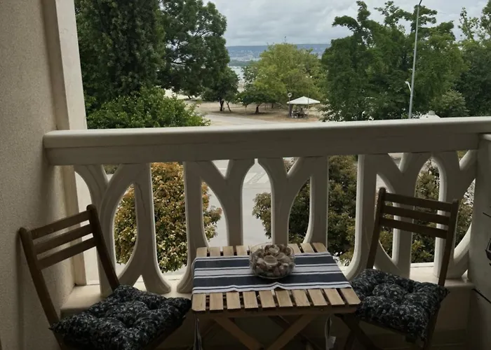 Elizi Summer House In South Bay Apartament Warna