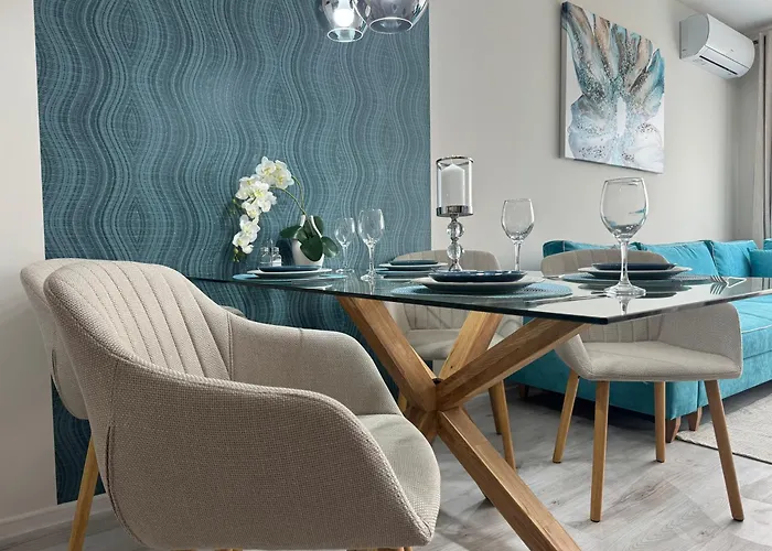 Elizi Summer House In South Bay Warna