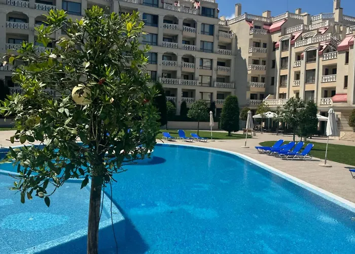 Elizi Summer House In South Bay Daire Varna